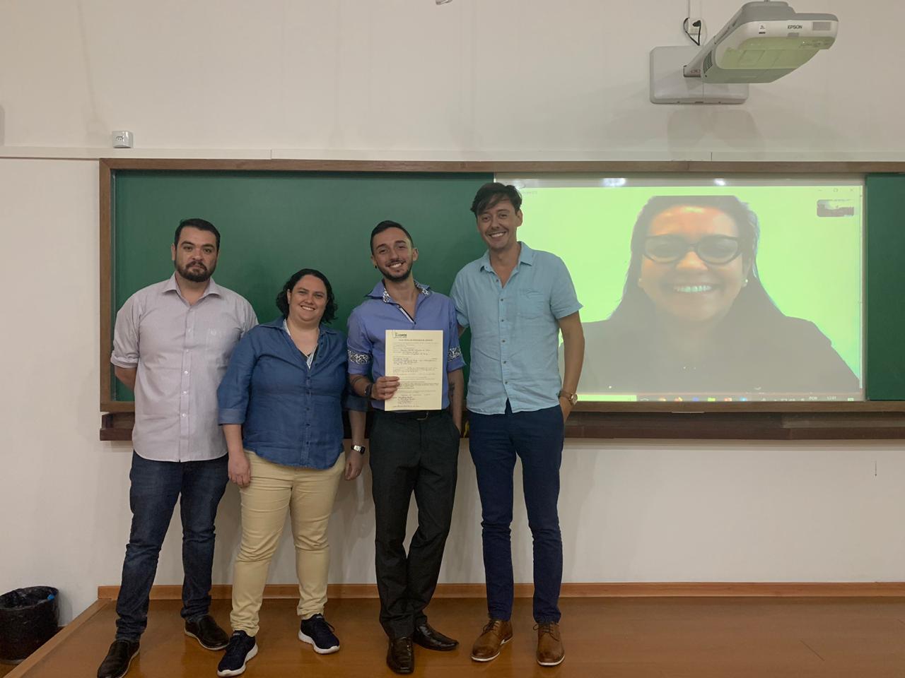 Síntese de catalisadores de níquel e rênio suportados em carvão ativado para a hidrogenação do furfural e do ácido levulínico